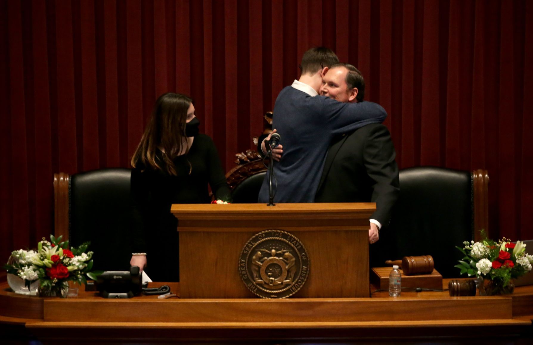 New lawmakers sworn in as Missouri's 2021 legislative session starts